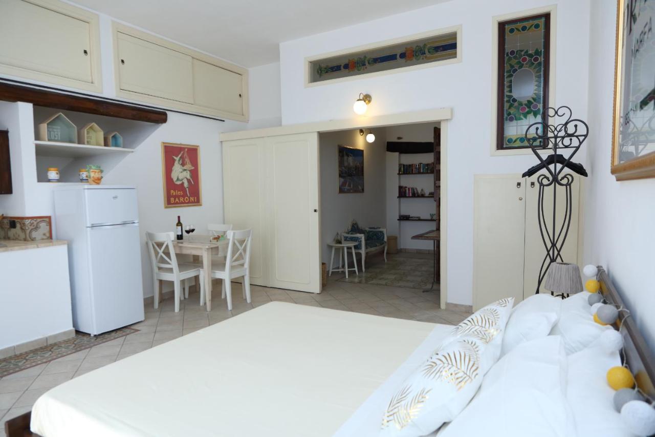 Coastal Seaview Suite & Central Balcony Street View Studio Cefalù Dış mekan fotoğraf